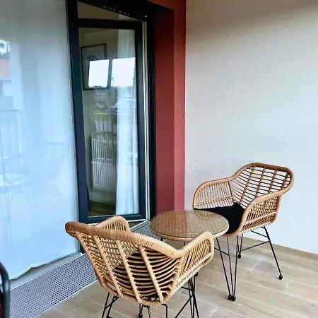 Biscawai Ii 公寓 比斯卡罗斯